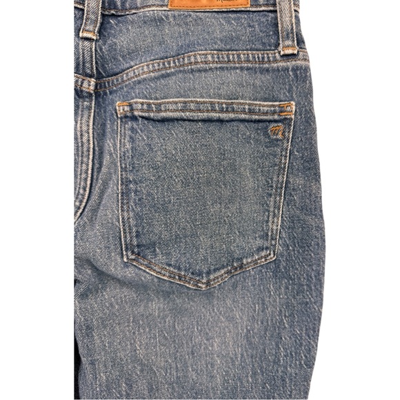 Madewell Classic Straight Jeans (25) - Picture 11 of 12